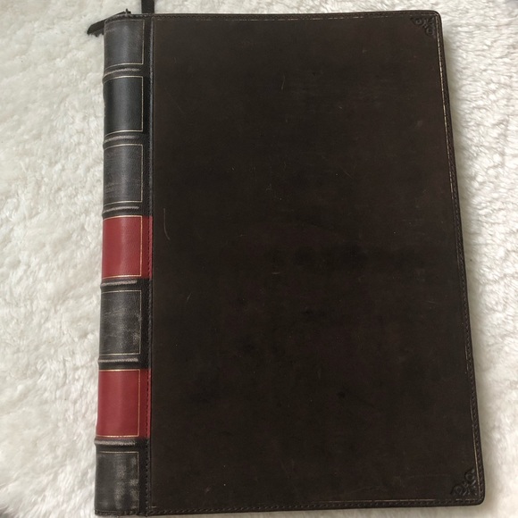 BookBook Laptop Case 13-inch MacBook Pro - Picture 1 of 4